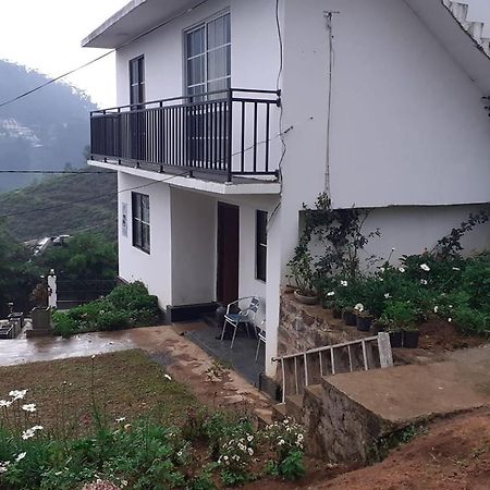 Elevate 360 Holiday Bungalow Hotel นูวาราเอลิยา ภายนอก รูปภาพ