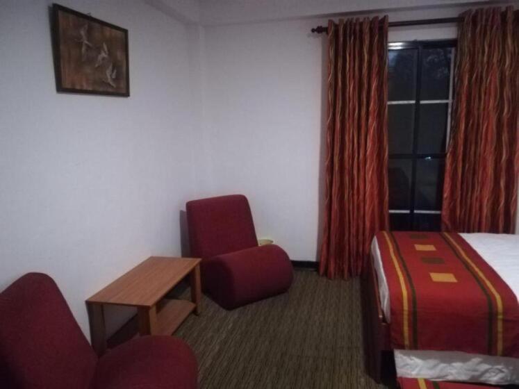 Elevate 360 Holiday Bungalow Hotel นูวาราเอลิยา ภายนอก รูปภาพ